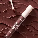 Essence BLUR soufflé matte lip cream 01.webp