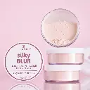 ess silky blur translucent loose setting powder 10.webp