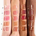 Catrice Peptide Bliss Lip Balm hands.webp
